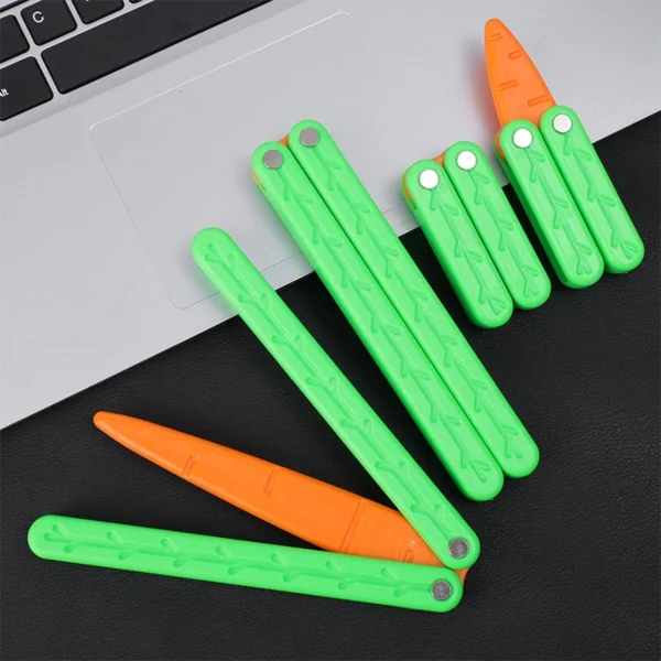 3D Gravity Butterfly Training Knife, Butterfly Knife Decompression Carrot Plastic Cutting No Edge Funny Finger Safe Toy Outdoor - Image 4