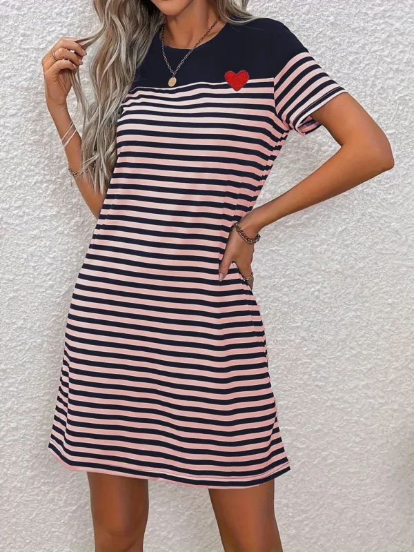 Hot-selling casual fashion round-neck black and white striped short-sleeved color-blocked T-shirt dress knitted dress for women - Image 5